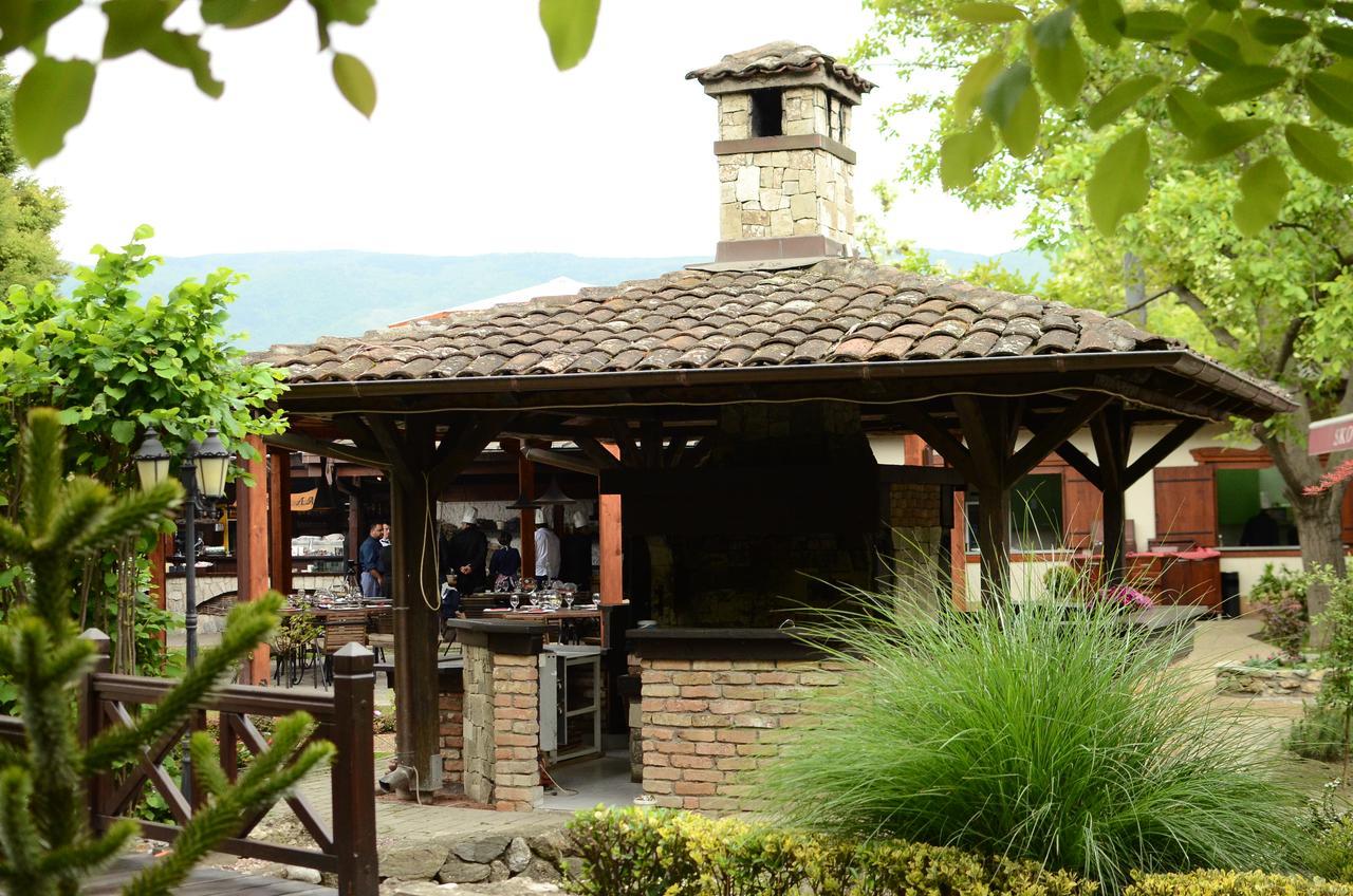 Konak Nestor Bungalows Скопие Екстериор снимка